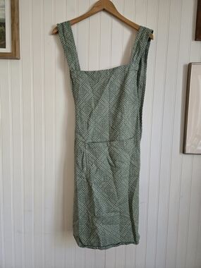 Le Jaquard Francais French Pullover Criss Cross Apron Sage Green